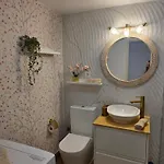 Auramar Apartment